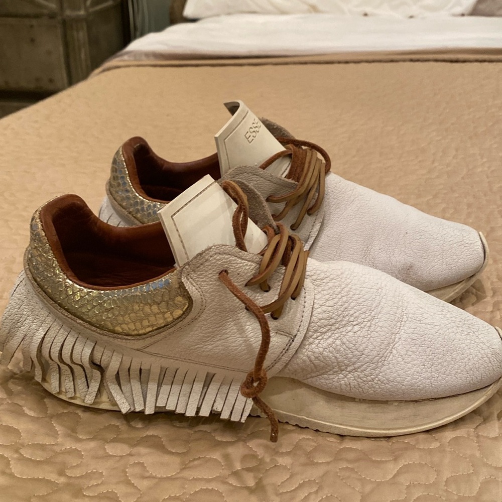 Esse Ut Esse Shoes